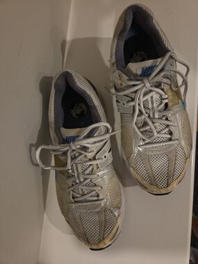 Nike Women's Running Shoes Size 9 White Silver Blue Nike+ 2010